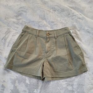 Maurices Womens Size 6 Green Cotton Blend 3" Inseam Casual Shorts, Elastic Waist